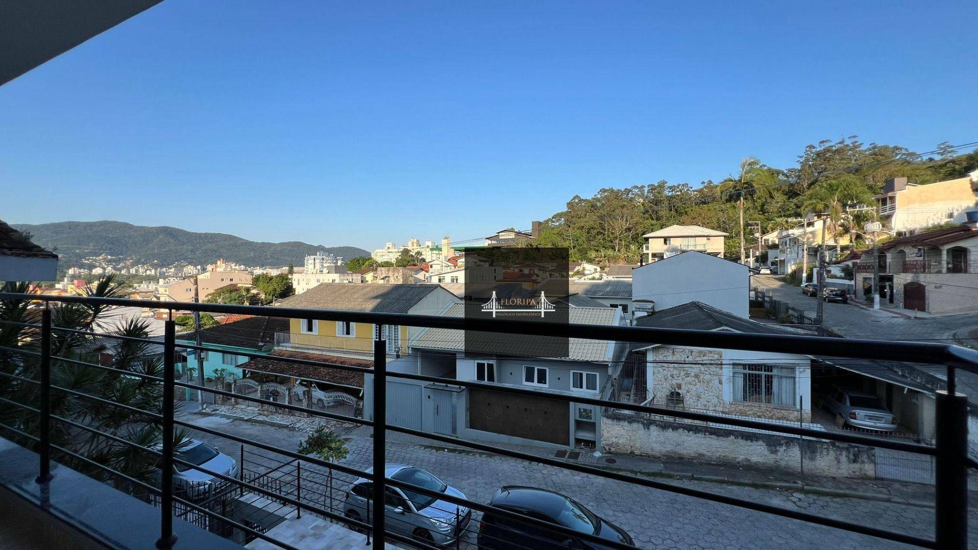 Casa à venda com 3 quartos, 251m² - Foto 19