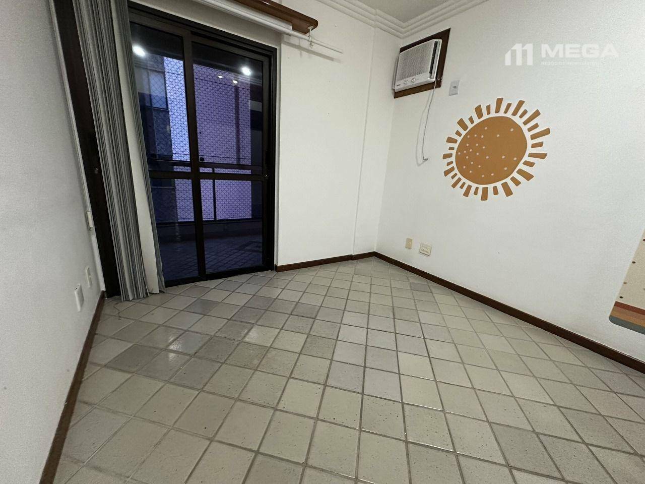 Apartamento para alugar com 3 quartos, 130m² - Foto 13