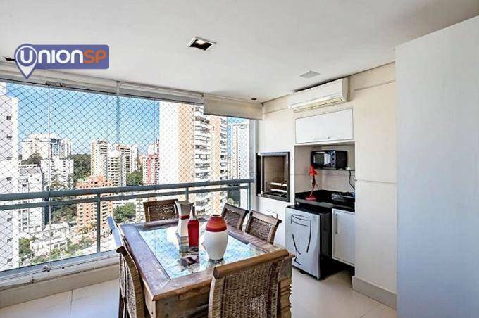 Apartamento à venda com 4 quartos, 200m² - Foto 3