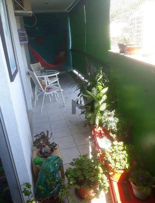 Apartamento à venda com 2 quartos, 70m² - Foto 13