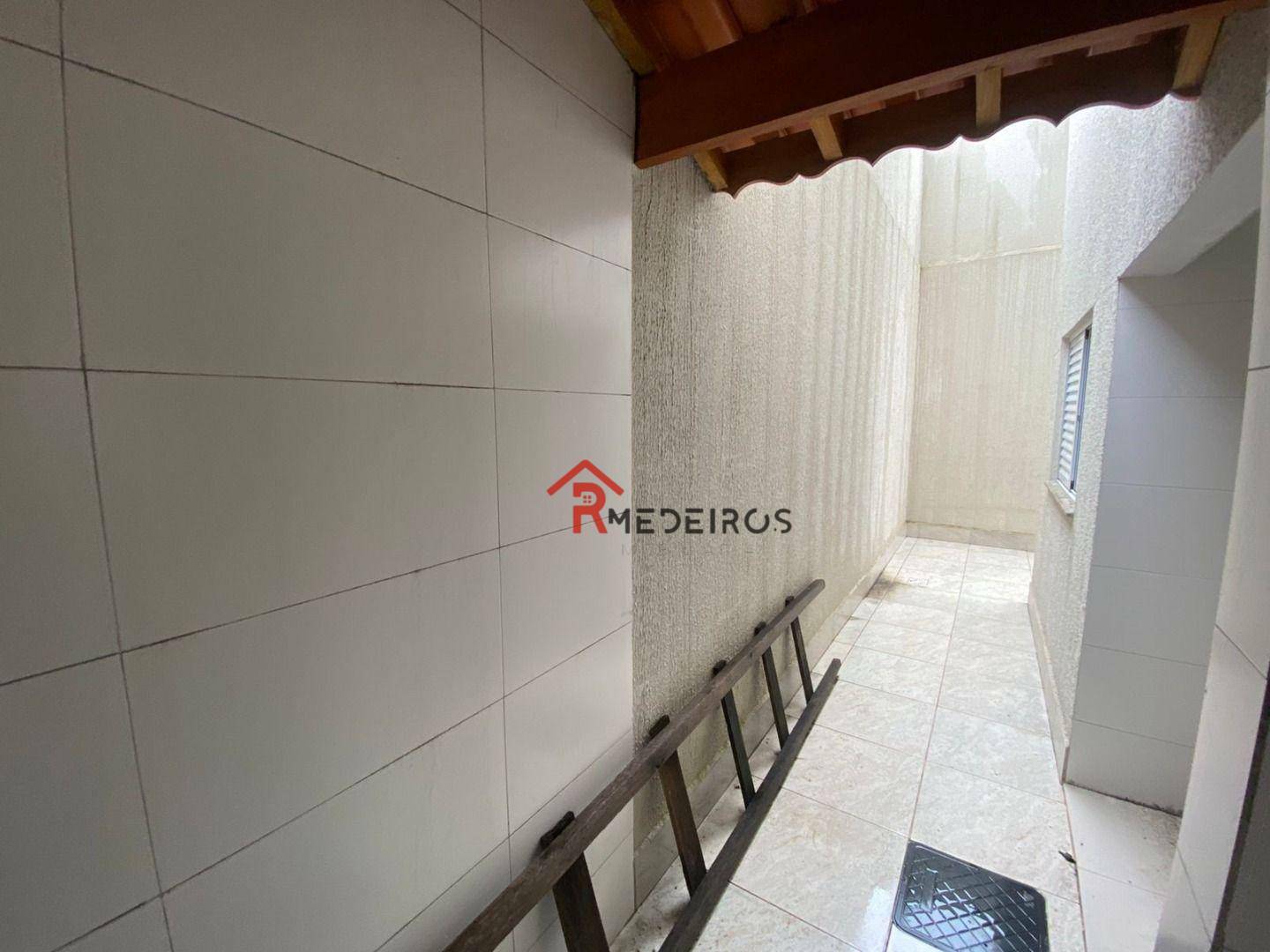 Casa à venda com 2 quartos, 71M2 - Foto 9