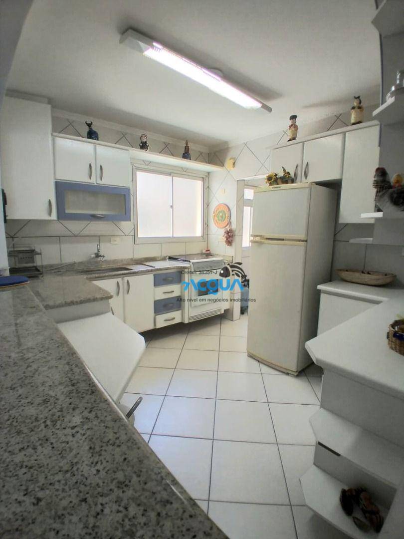 Apartamento à venda com 2 quartos, 90m² - Foto 4