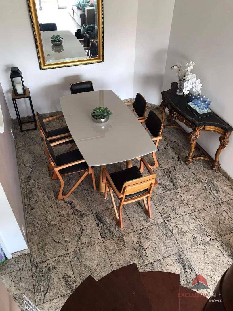 Cobertura, 3 quartos, 254 m² - Foto 2