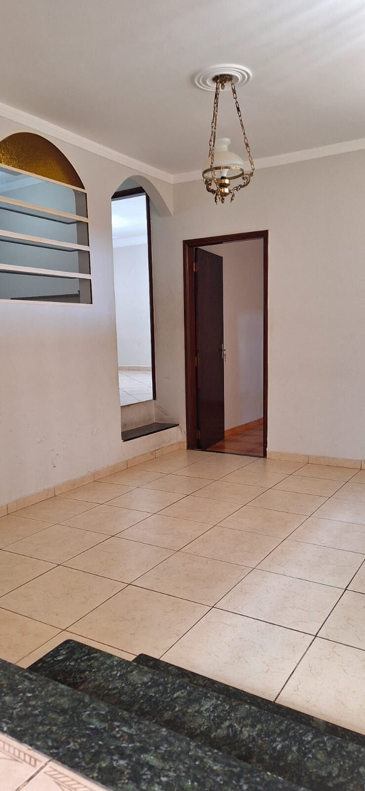 Casa à venda com 4 quartos, 250m² - Foto 10