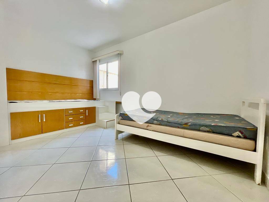 Apartamento à venda com 3 quartos, 100m² - Foto 13