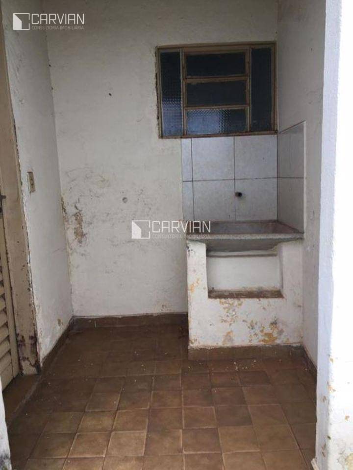 Casa à venda com 3 quartos, 100m² - Foto 25