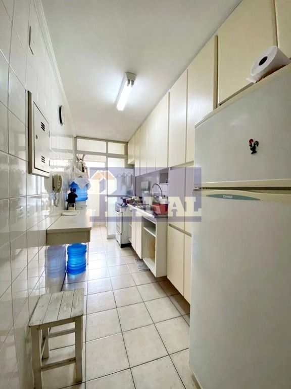 Apartamento à venda com 3 quartos, 121m² - Foto 10