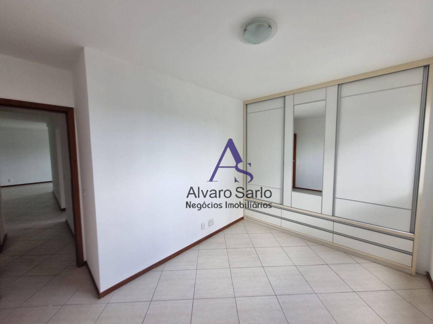 Apartamento à venda com 4 quartos, 140m² - Foto 7