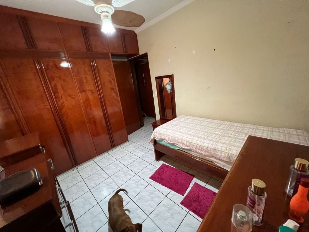 Casa à venda com 3 quartos, 169m² - Foto 18