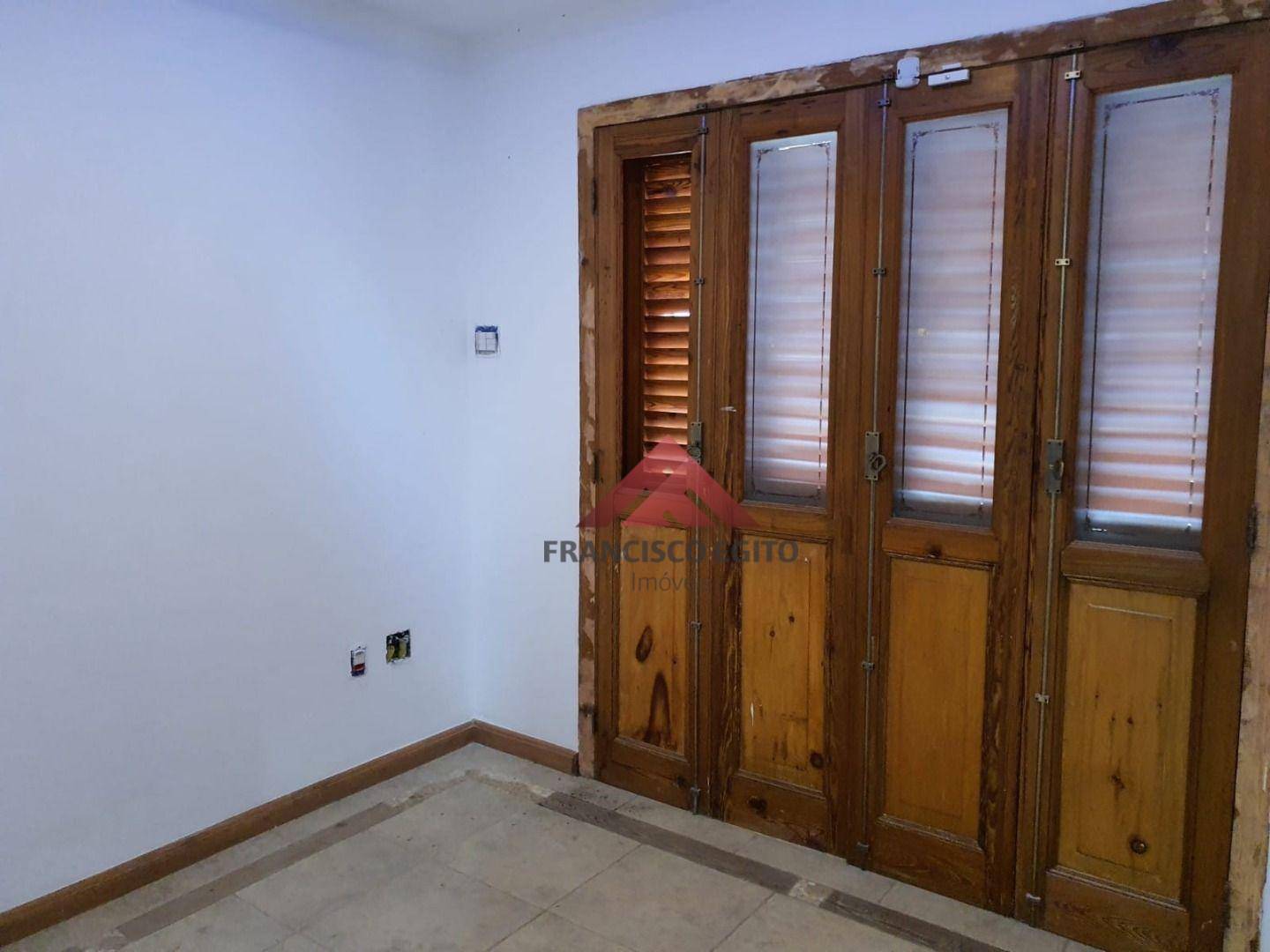 Casa à venda com 4 quartos, 240m² - Foto 17