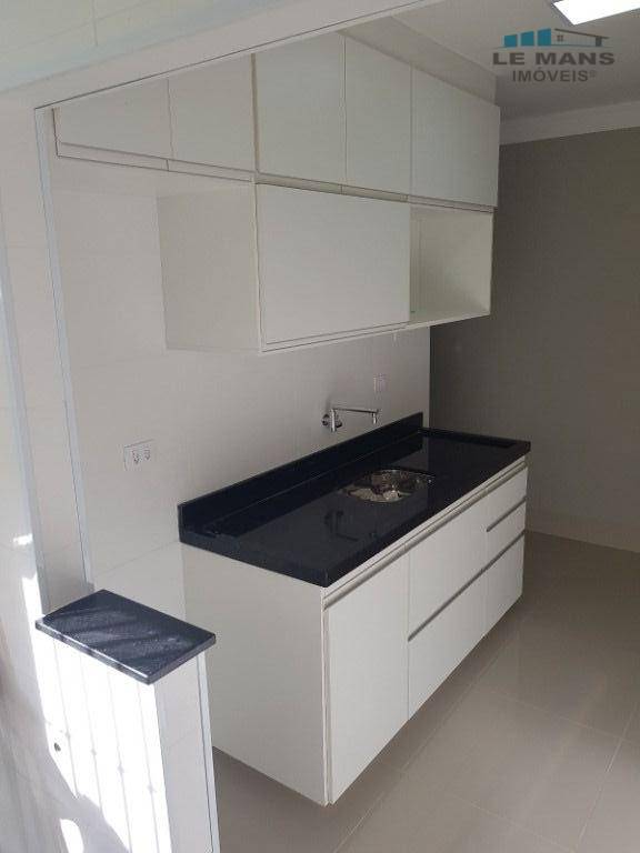 Apartamento à venda com 2 quartos, 64m² - Foto 18