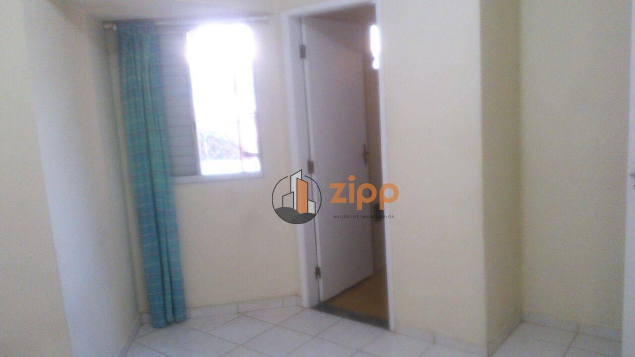 Apartamento à venda com 2 quartos, 72m² - Foto 2