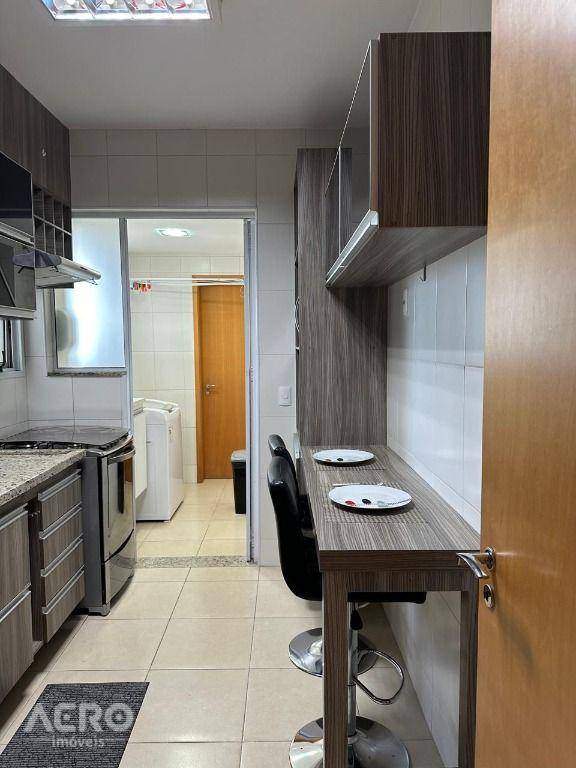 Apartamento para alugar com 3 quartos, 86m² - Foto 15