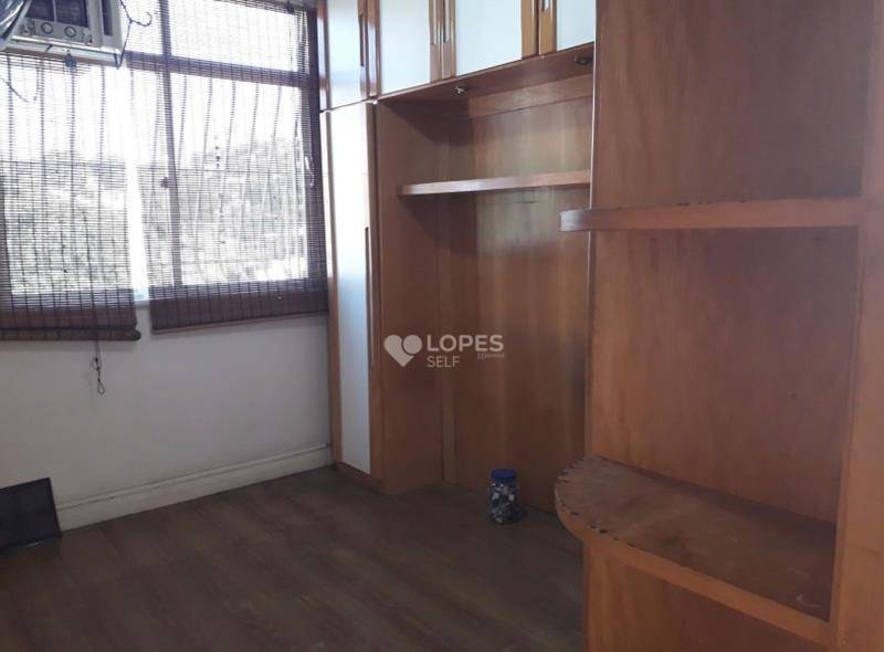 Apartamento à venda com 2 quartos, 60m² - Foto 4