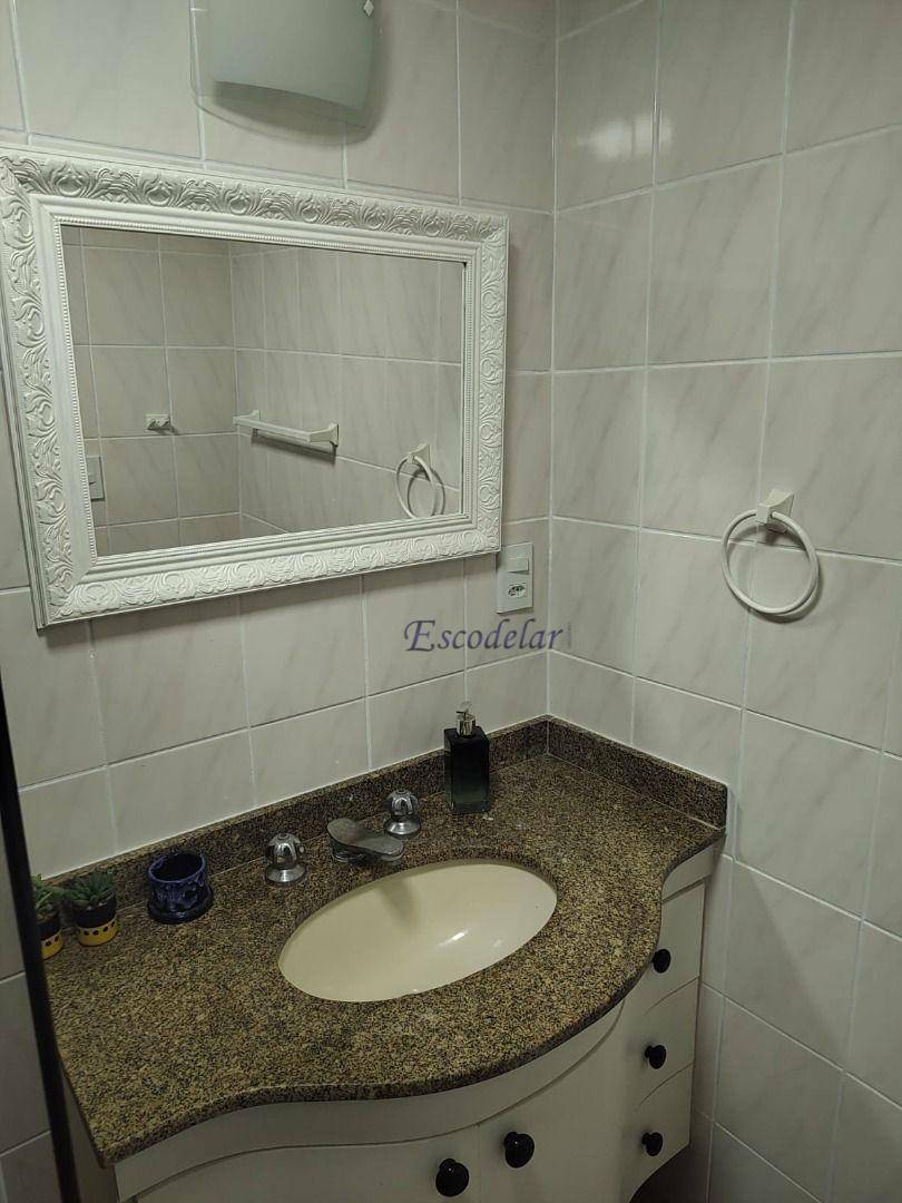 Apartamento à venda com 3 quartos, 74m² - Foto 18