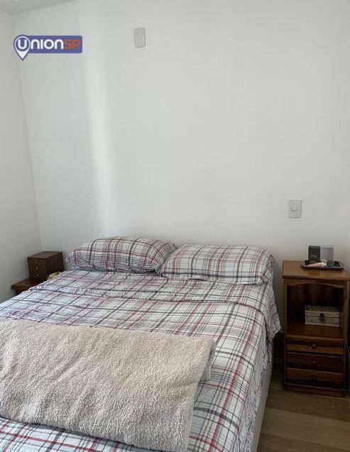 Apartamento à venda com 1 quarto, 41m² - Foto 2