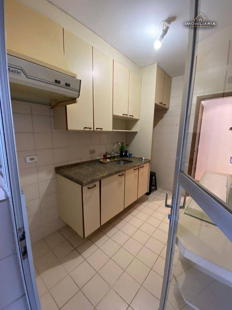 Apartamento à venda com 3 quartos, 90m² - Foto 9