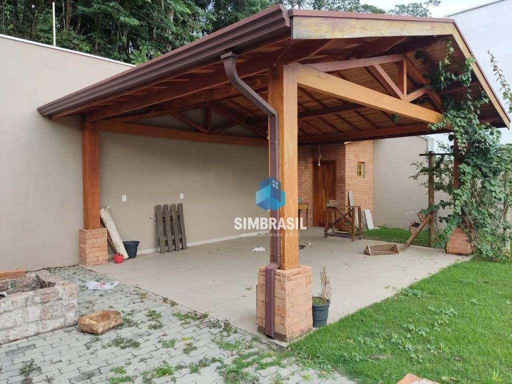 Casa à venda com 4 quartos, 240m² - Foto 34