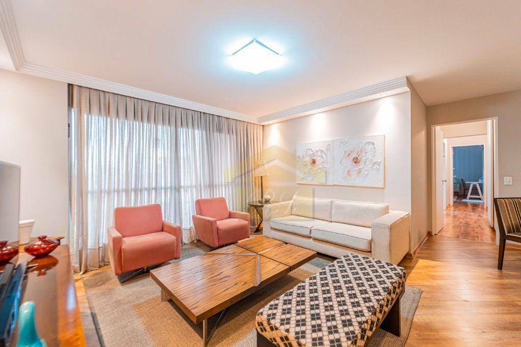 Apartamento à venda com 3 quartos, 132m² - Foto 2