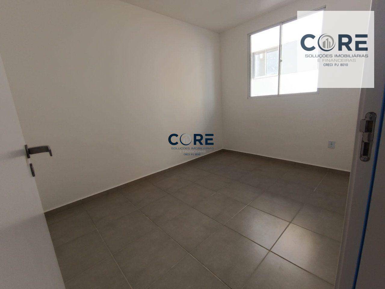 Apartamento à venda com 2 quartos, 44m² - Foto 9