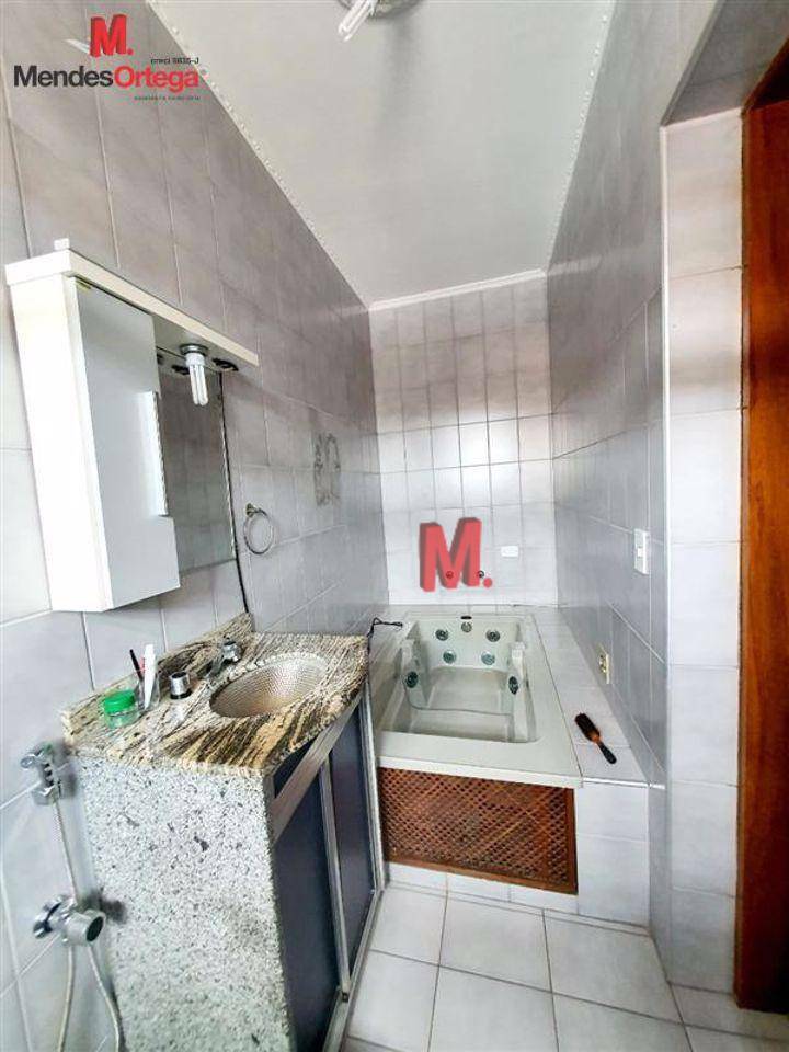 Casa à venda com 3 quartos, 193m² - Foto 15