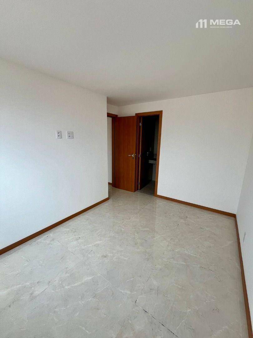 Apartamento à venda com 2 quartos, 61m² - Foto 8