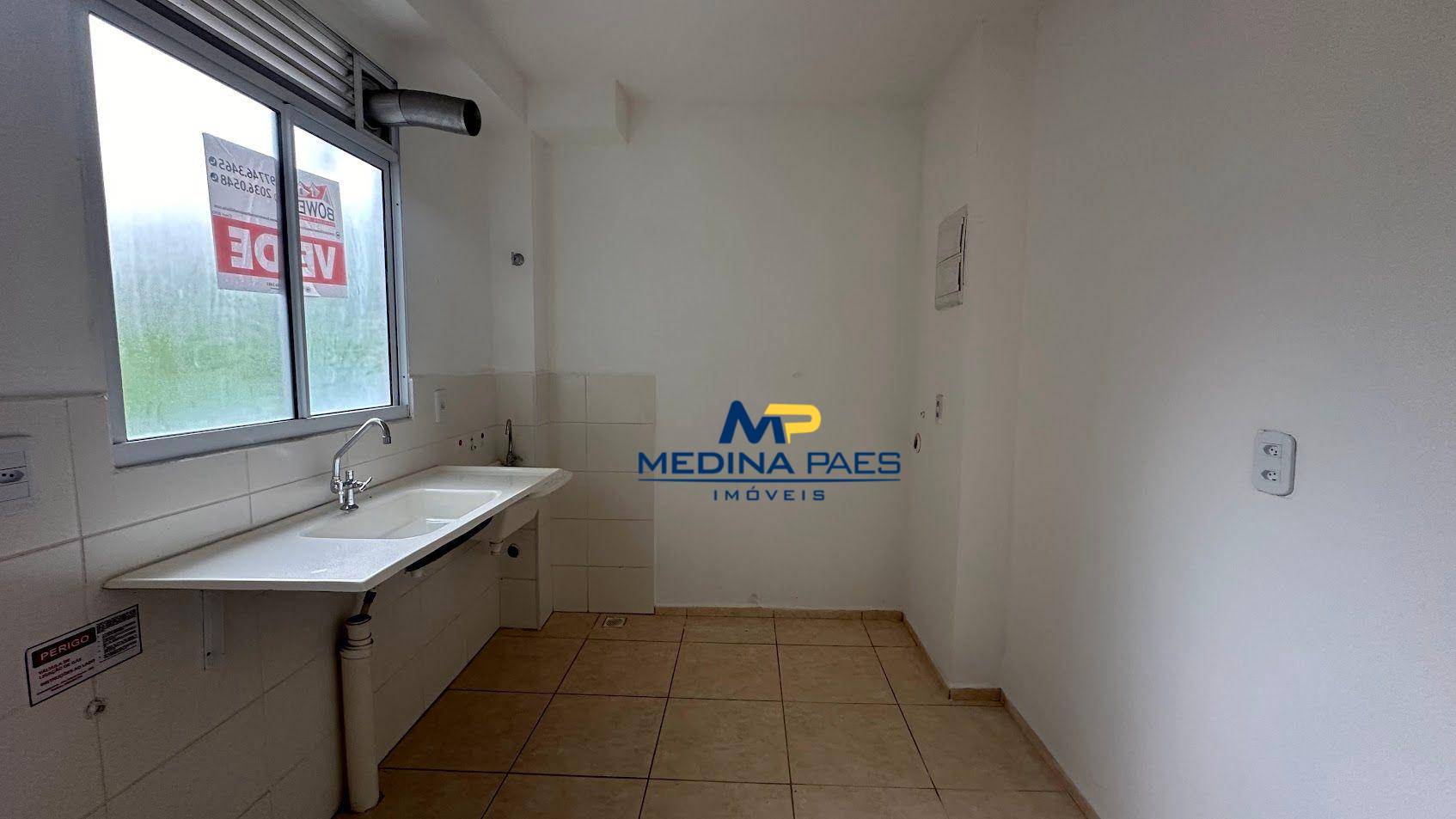 Apartamento à venda com 2 quartos, 72m² - Foto 3