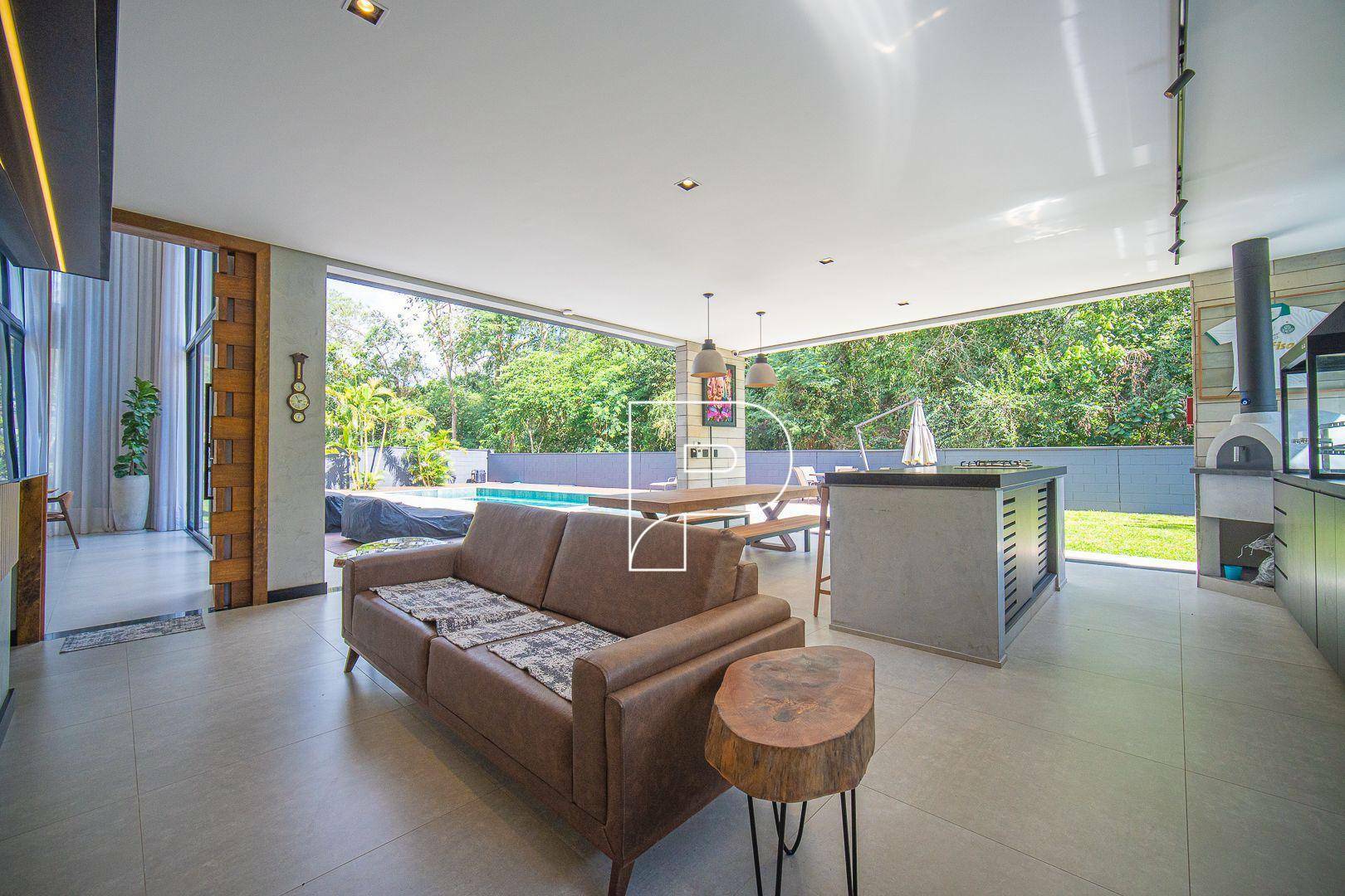 Casa de Condomínio à venda com 4 quartos, 550m² - Foto 14