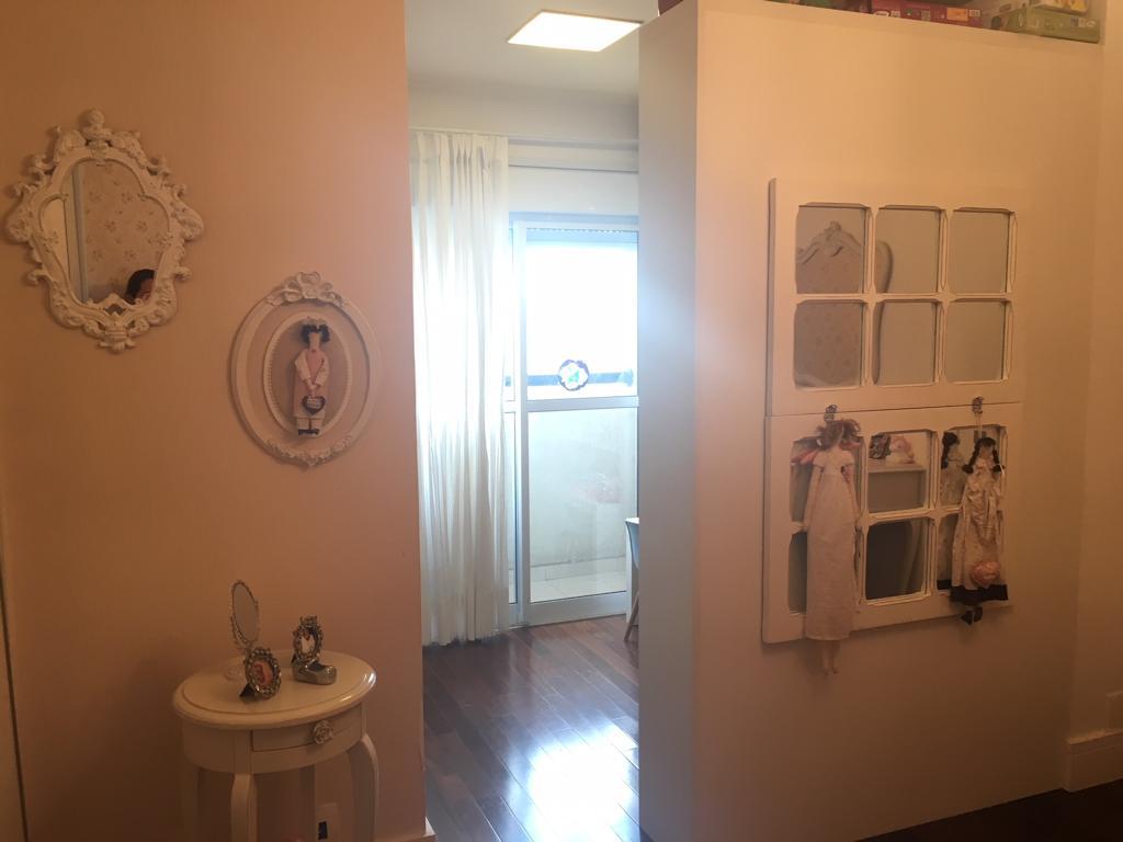 Apartamento à venda com 3 quartos, 225m² - Foto 17