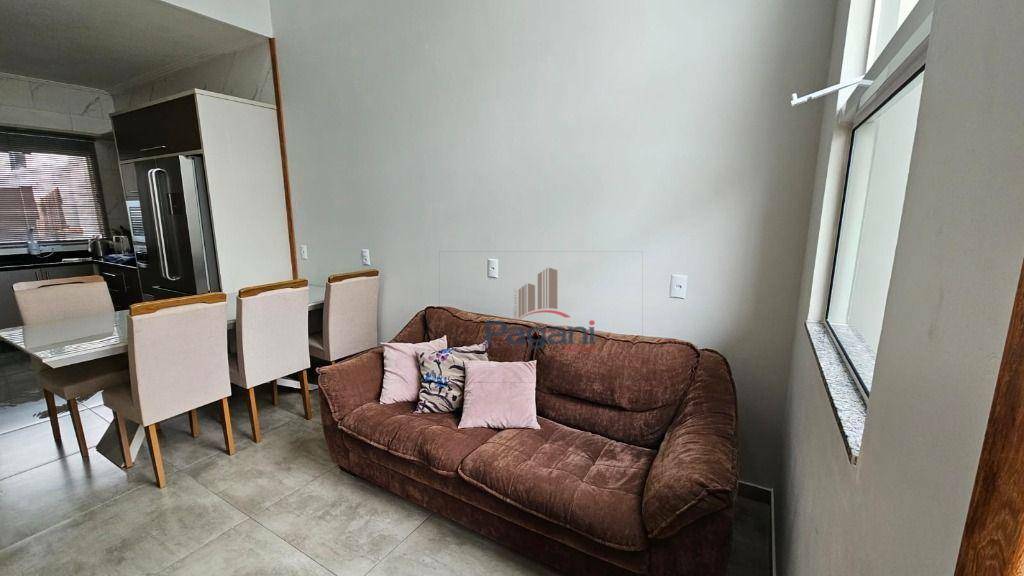 Casa à venda e aluguel com 3 quartos, 92m² - Foto 11