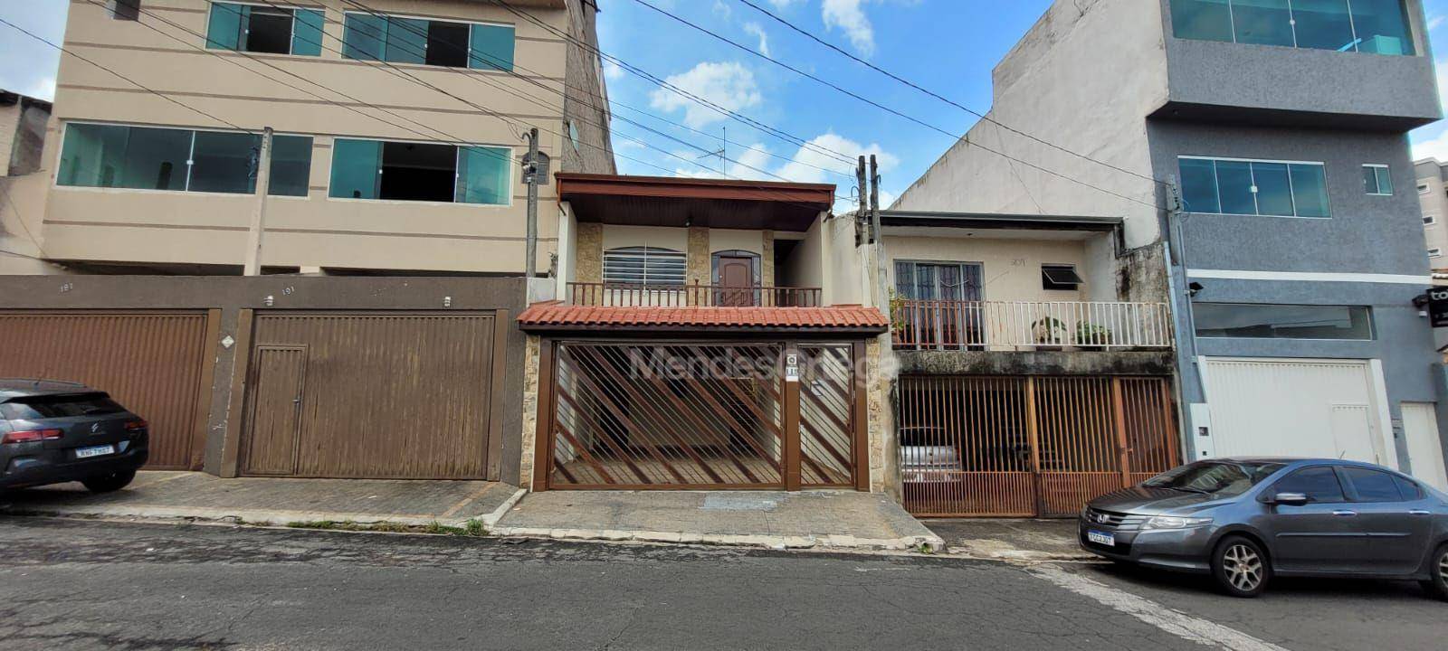 Casa à venda com 3 quartos, 190m² - Foto 2