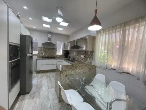 Casa de Condomínio à venda com 4 quartos, 257m² - Foto 6