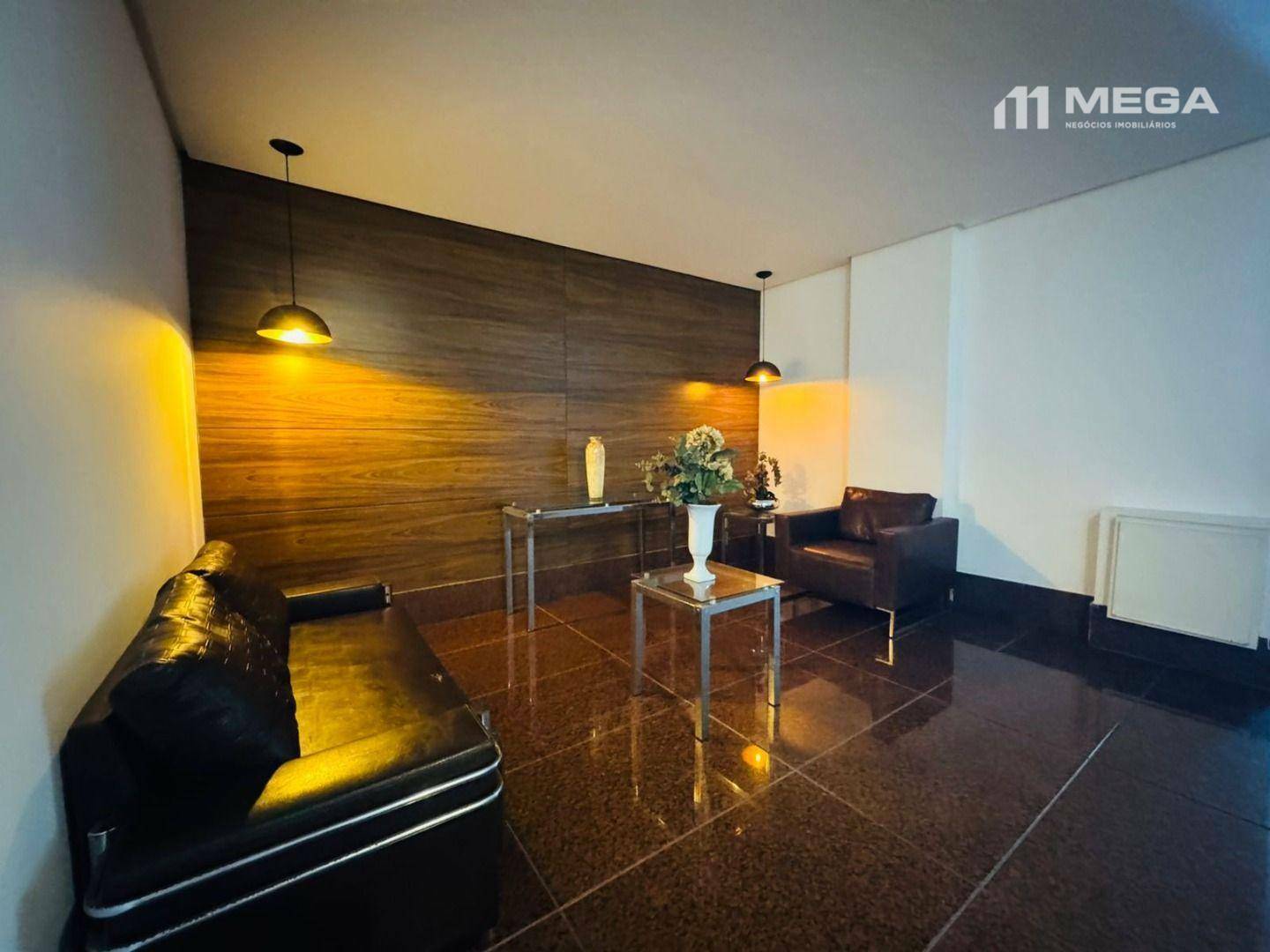 Apartamento à venda com 2 quartos, 70m² - Foto 2