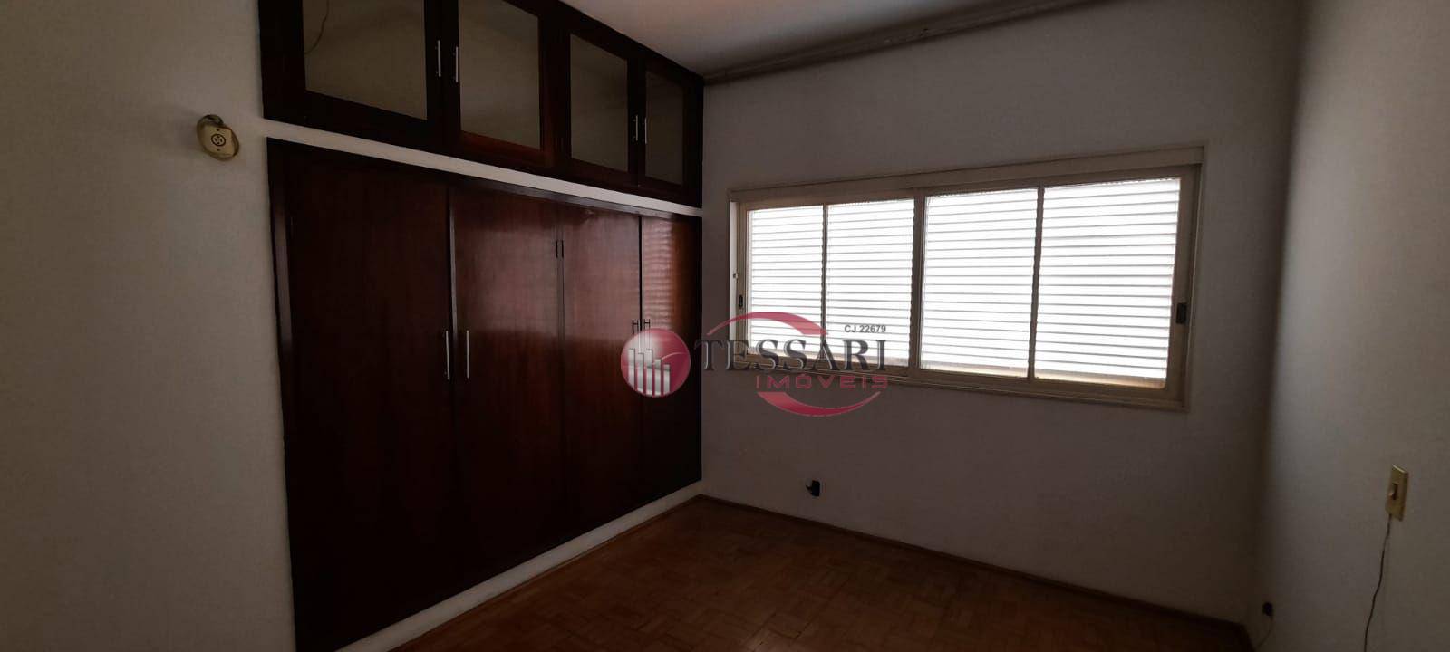 Casa à venda e aluguel com 4 quartos, 350m² - Foto 19