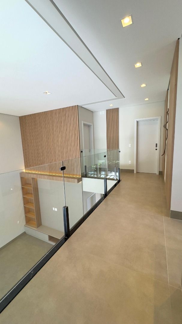 Sobrado à venda com 3 quartos, 308m² - Foto 12