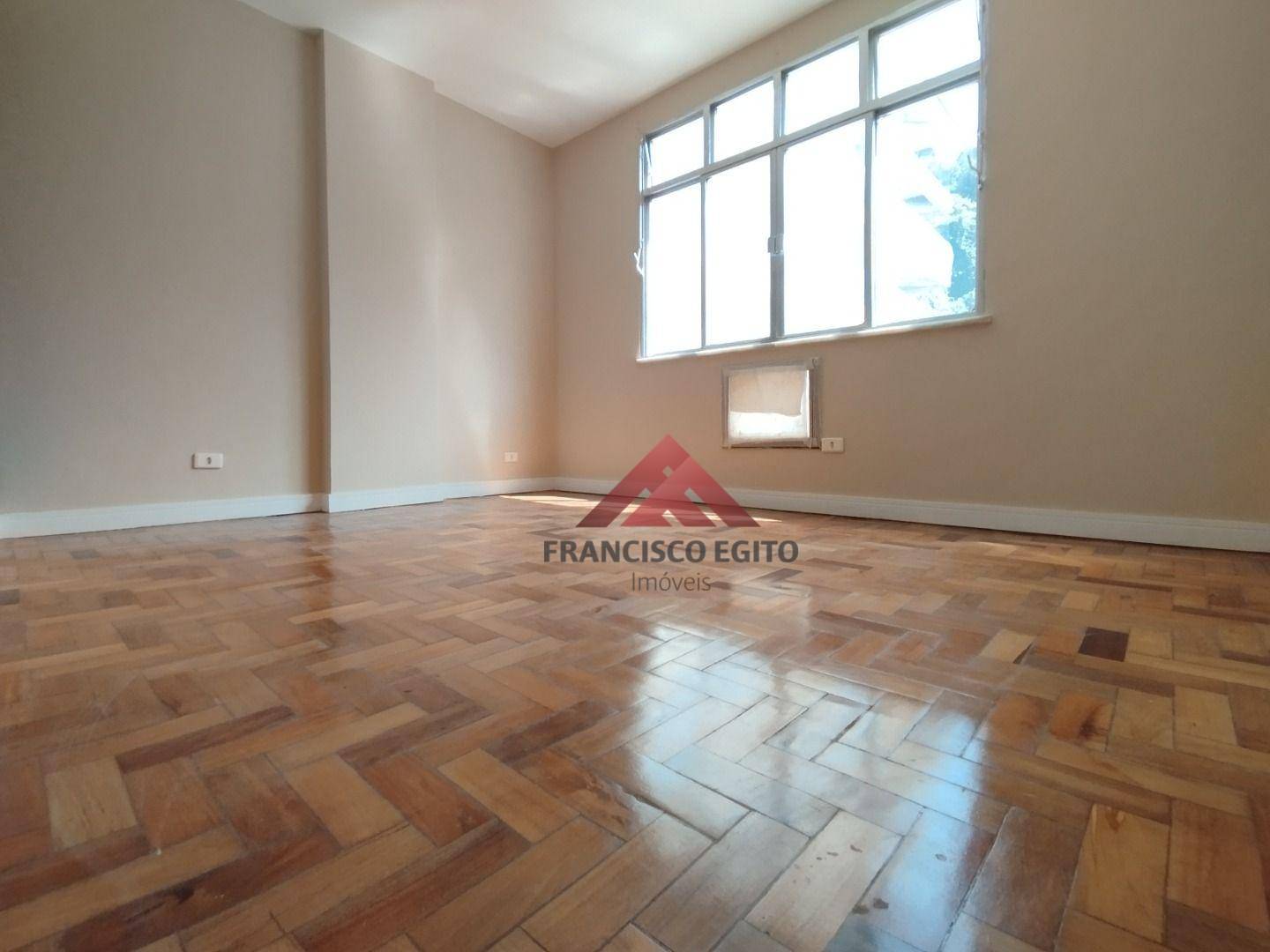 Apartamento à venda com 2 quartos, 60m² - Foto 3