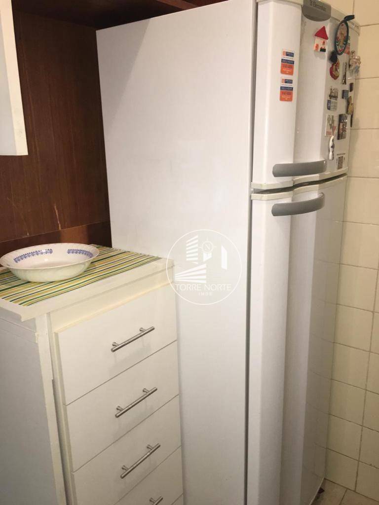 Apartamento à venda com 1 quarto, 43m² - Foto 5