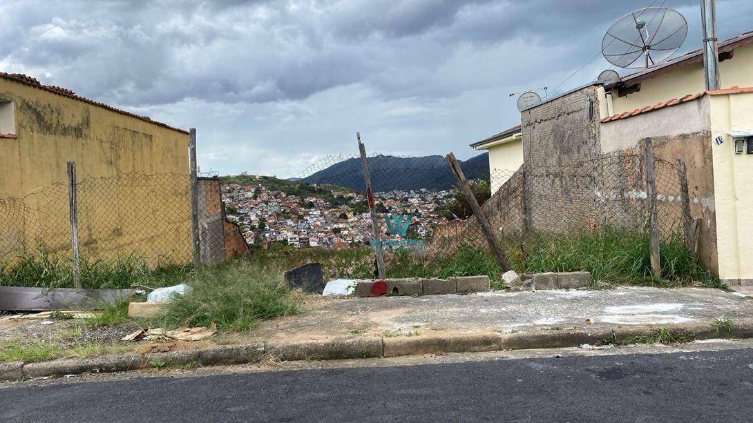 Terreno à venda, 400M2 - Foto 1