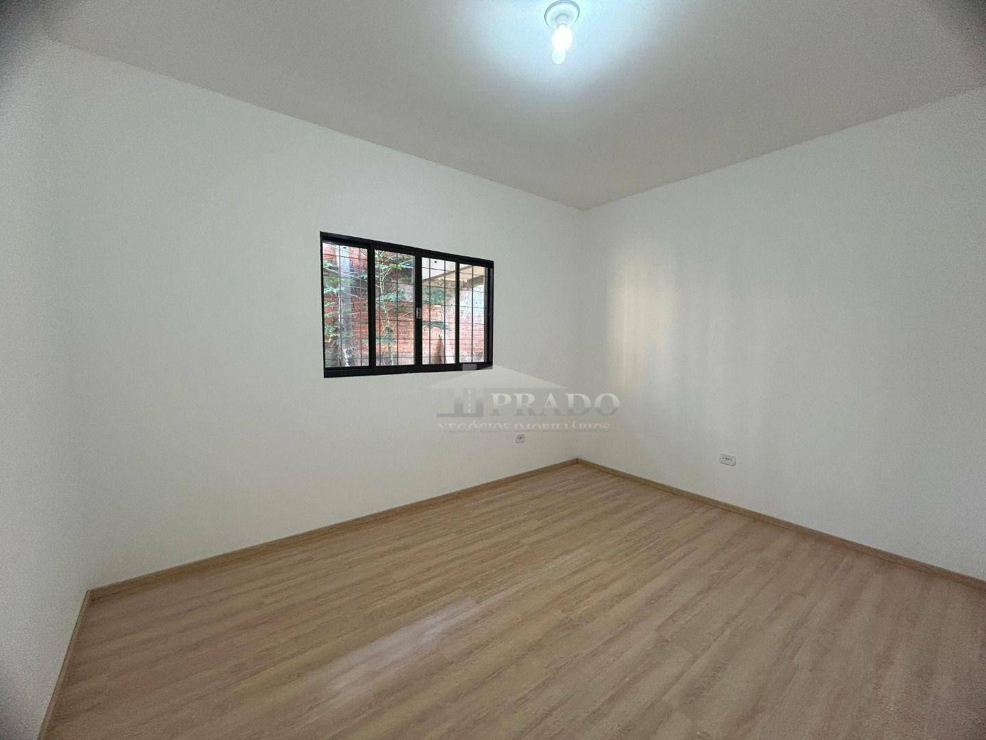 Casa para alugar com 3 quartos, 100m² - Foto 7