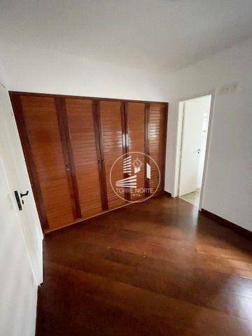 Apartamento à venda com 2 quartos, 70m² - Foto 11