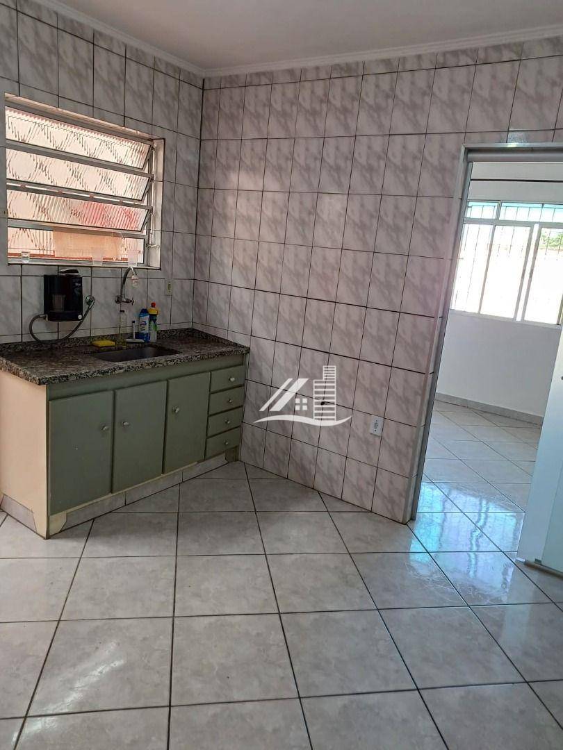 Casa à venda com 2 quartos, 100m² - Foto 9