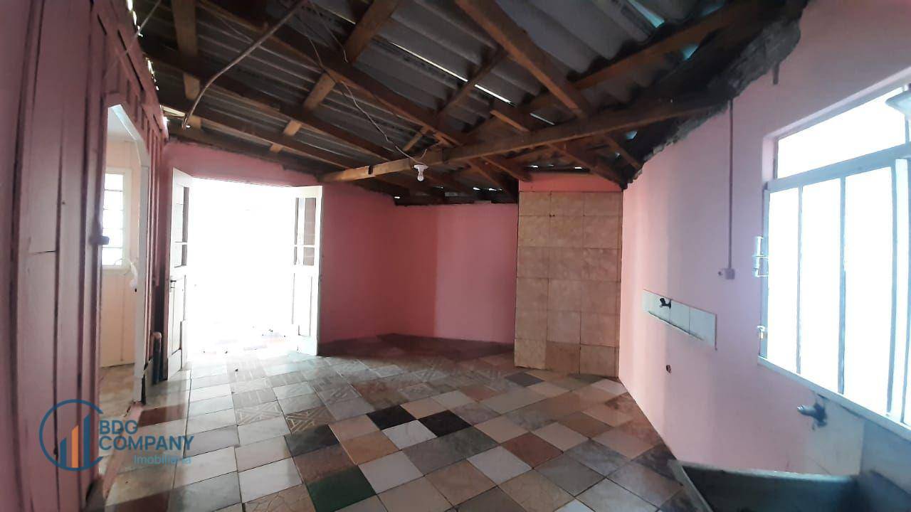 Casa para alugar com 2 quartos, 96m² - Foto 34