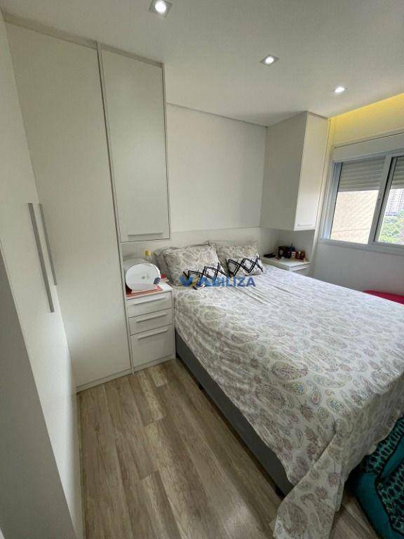 Apartamento à venda com 2 quartos, 68m² - Foto 8