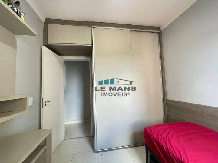 Apartamento à venda com 2 quartos, 79m² - Foto 9