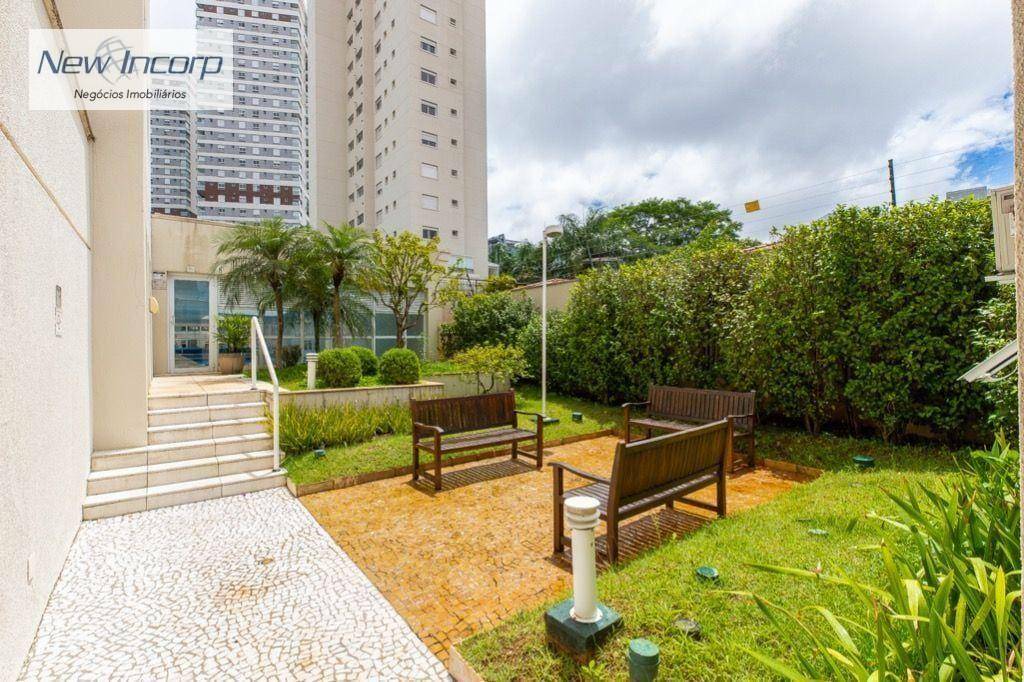 Apartamento à venda com 3 quartos, 227m² - Foto 52