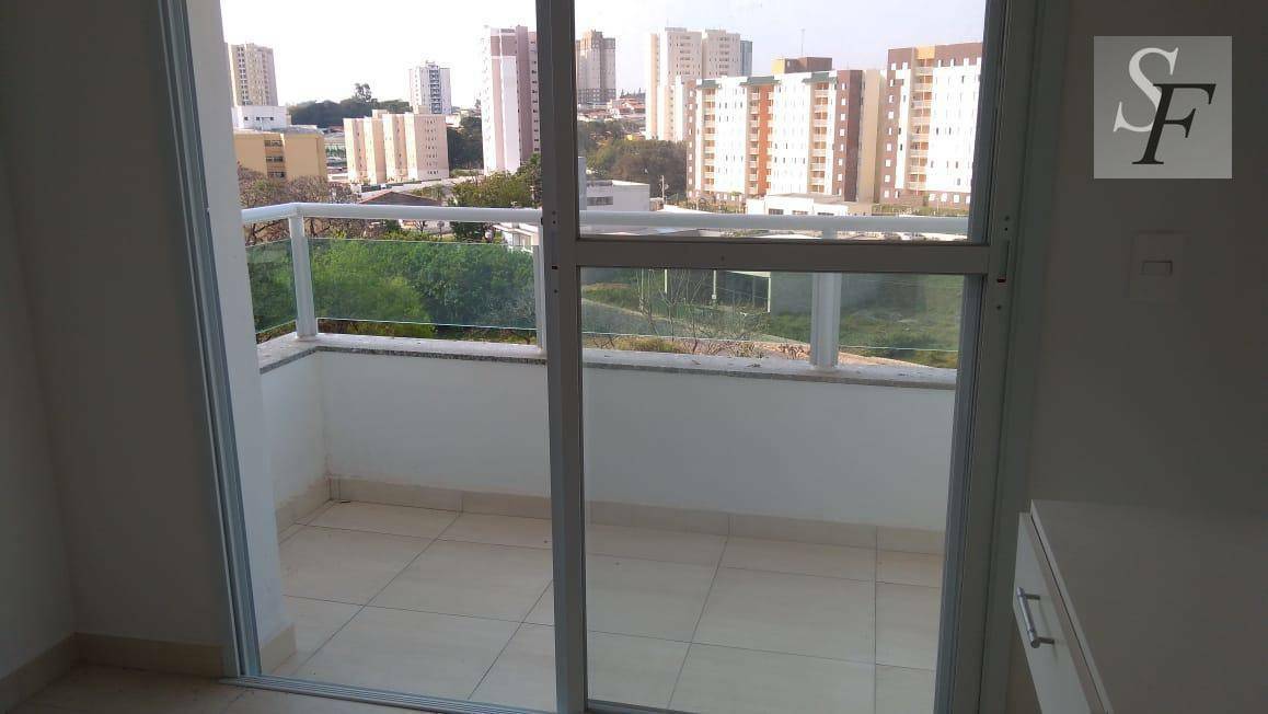 Apartamento à venda com 2 quartos, 64m² - Foto 3