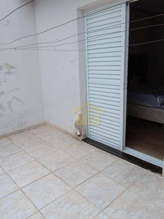 Sobrado à venda com 2 quartos, 110m² - Foto 5