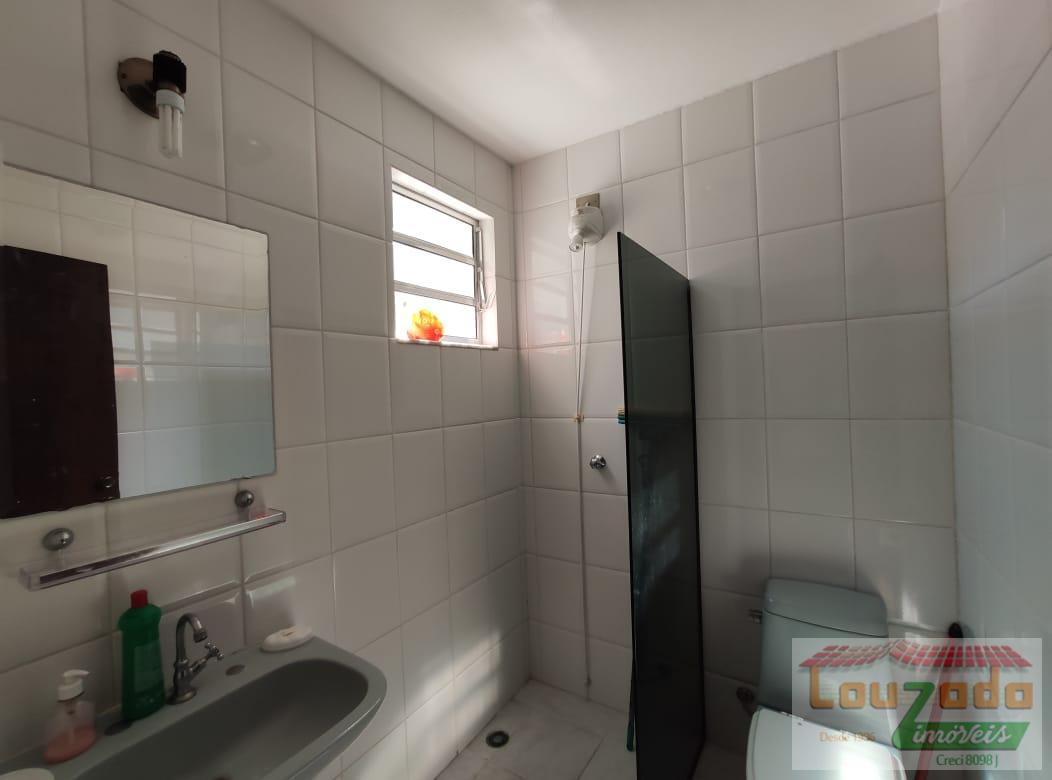 Casa à venda com 3 quartos, 250m² - Foto 15