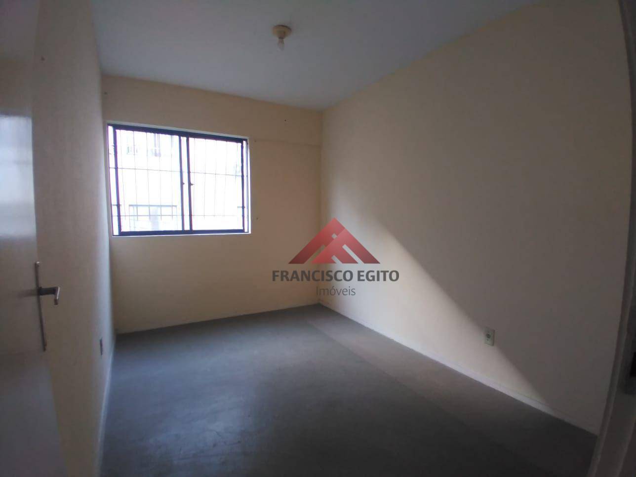 Apartamento à venda com 2 quartos, 57m² - Foto 4