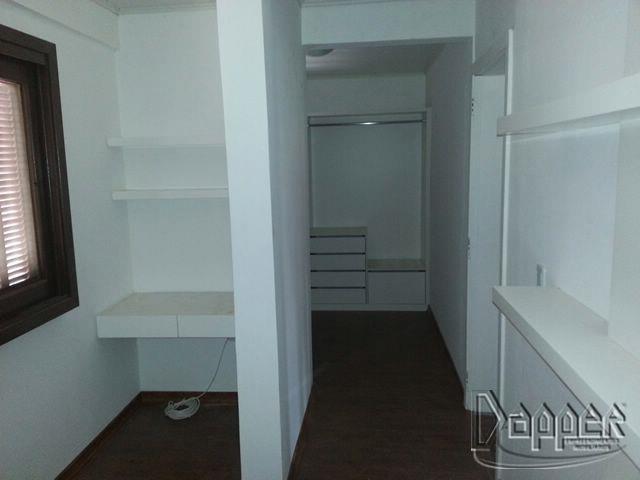 Casa à venda com 5 quartos, 229m² - Foto 9